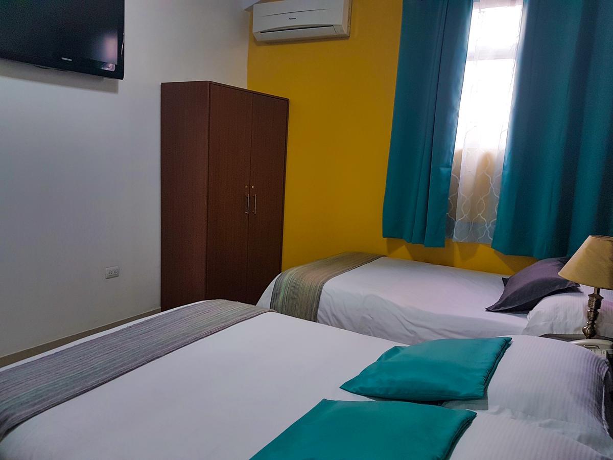 מנטה Hostal Blue Pacific מראה חיצוני תמונה